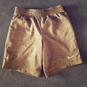 NIKE DriFit boys’ short